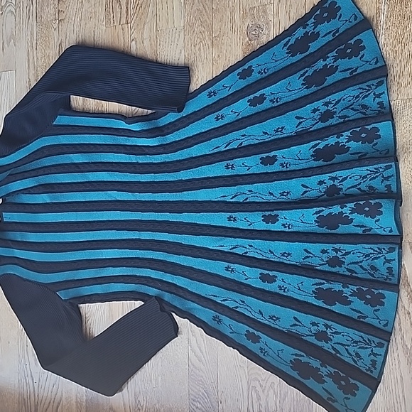 (M) Papillon Teal and Black Knit Mini Dress Floral Ecclectic Comfy Cozy Stripes - Picture 11 of 11